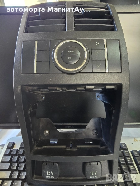 заден централен панел Mercedes ML W164, снимка 1