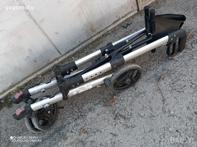 ролатор ДВОЙНО СГЪВАЕМ, проходилка алуминиева, олекотена конструкция, снимка 1