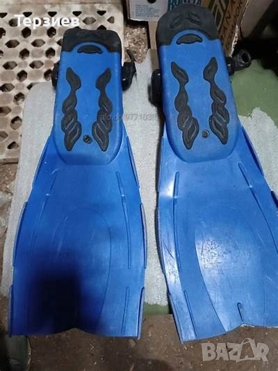 Продавам два чифта плавници с номера:37/38 и 41/42. , снимка 1