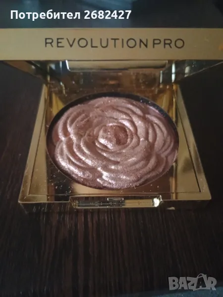 Revolution Pro Lustre Highlighter White Rose, снимка 1