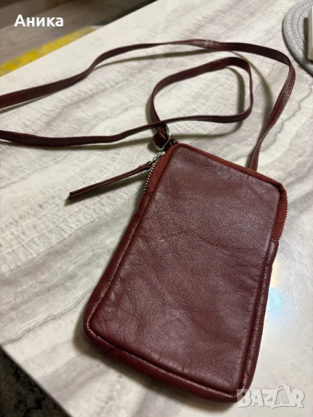 Чанта за телефон от естествена кожа, снимка 1