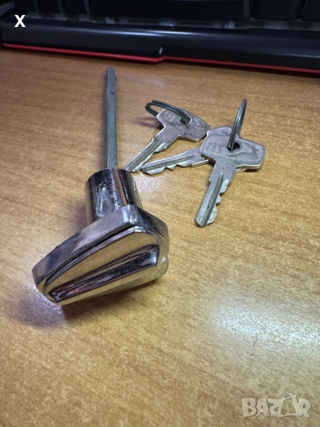 КЛЮЧАЛКА ВРАТА ГАЗ 24 ВОЛГА 24 (БЕЗ КЛЮЧ, КЛЮЧОВЕТЕ ОТ СНИМКАТА НЕ СЪВПАДАТ!) НОВА СССР, снимка 1