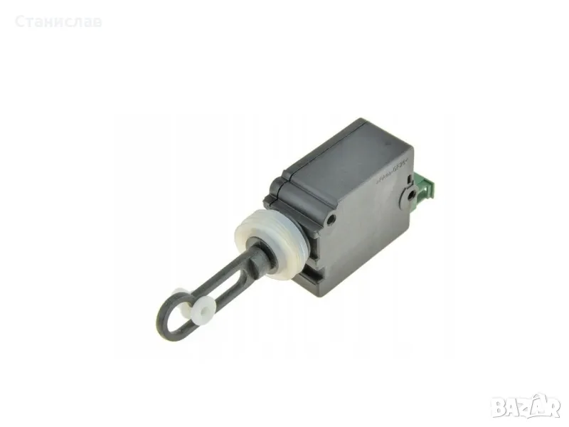 Audi TT 8N Моторче за заключване на багажник, снимка 1