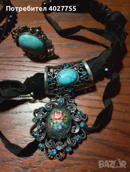 Колие  и пръстен със син камък и ръчно ушит гоблен , снимка 1