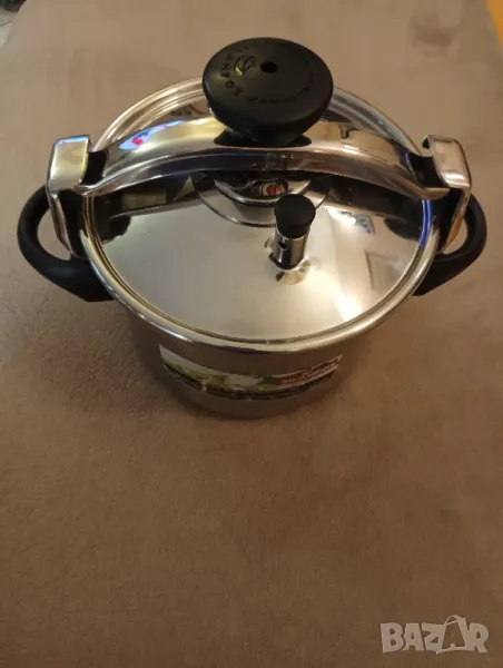 Тенджера под налягане SILAMPOS, Портогалия. , снимка 1