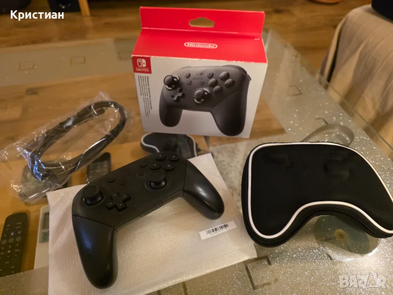 Nintendo Switch Pro Controller, снимка 1