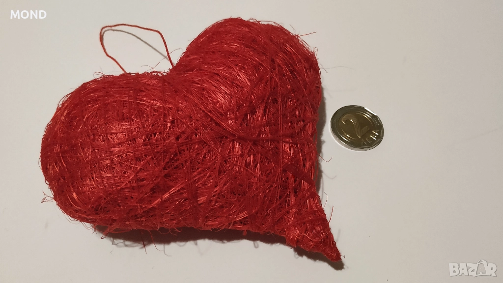 Ръчно изработено сърце от конец, снимка 1