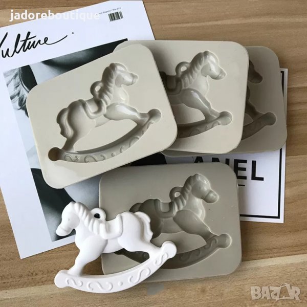 Силиконов молд дървено конче клатушка, снимка 1