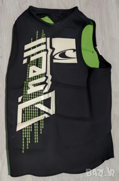 Най-добрите висок клас жилетки за джет,уейкборд,кайт и др.водни спортове, снимка 1