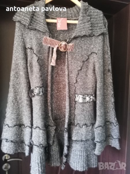 Разкроена жилетка на волани, снимка 1