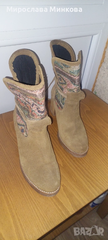 Дамски велурени ботуши с ток., снимка 1