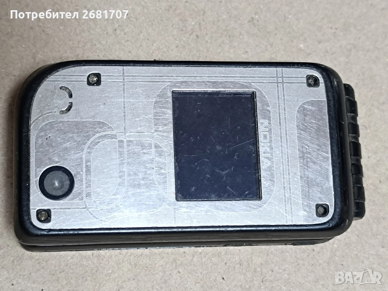 телефон Нокия 7270, снимка 1