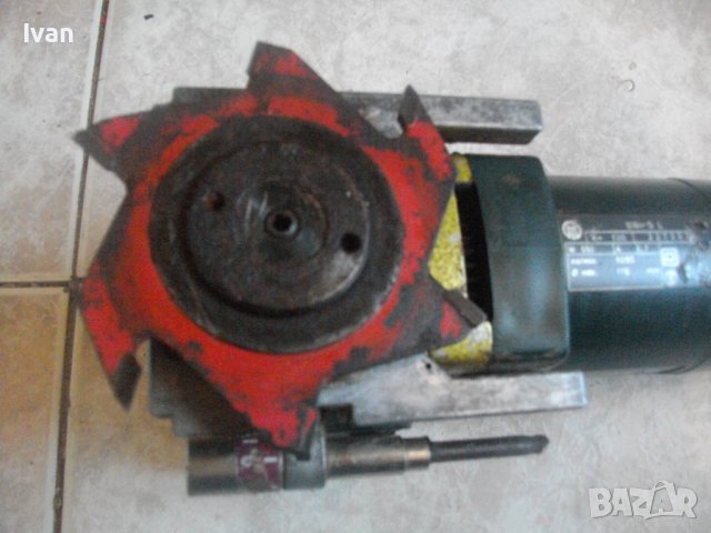 METABO-Челна Нут Фреза/Бисквит Машина-550 Вата-ф115мм-ОТЛИЧНА-МЕТАВО, снимка 7 - Други инструменти - 39161273