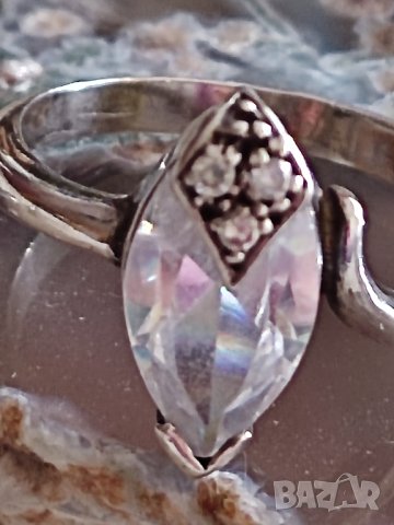 Сребърен пръстен с циркон "бадемка", снимка 2 - Пръстени - 44197249
