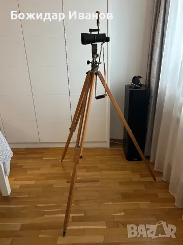 Продавам дървена тринога ( статив, трипод ) 