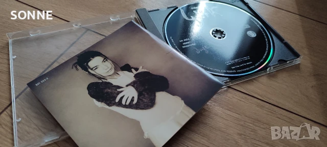 Björk - Debut (CD) , снимка 5 - CD дискове - 50594314