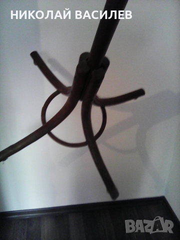 Права   закачалка  / предлага - Питай   налична  ли  е   /  укачалката    . ., снимка 5 - Закачалки - 51781472