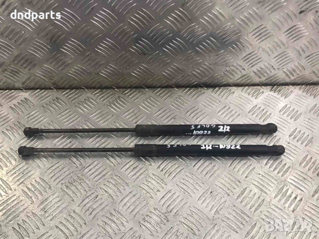 Амортисьори заден капак VW Golf 5,2005г.