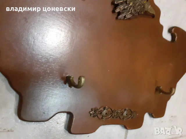 Дървена стойка за стена,за пистолет,нож,кама,кортик и др., снимка 3 - Декорация за дома - 45671157