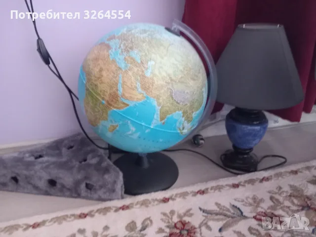 Светещ глобус с функция на нощна лампа, снимка 2 - Пътеводители, карти и атласи - 56235201