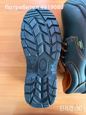 Защитни обувки Caliber – номер 42, снимка 4 - Ежедневни обувки - 52056364