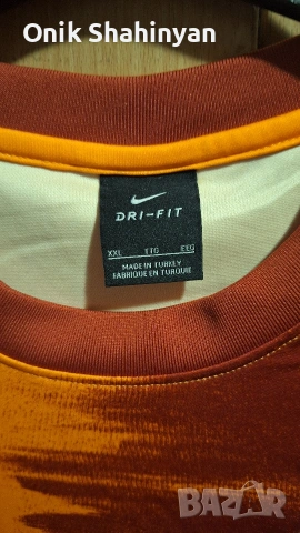 Екип на Галатасарай сезон 20/21, снимка 5 - Футбол - 54354505