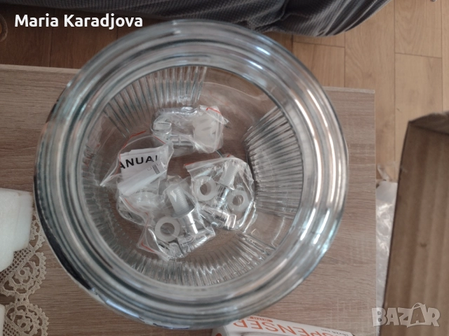 Диспенсър за вода 5.6 л + 4 броя резервни канелки, снимка 2 - Други - 51446904