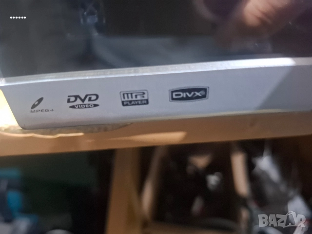 двд Divx, снимка 4 - Плейъри, домашно кино, прожектори - 52565479