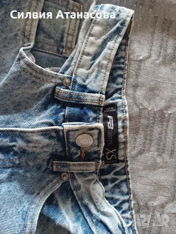Дънки кръпки NewYork XS, снимка 2 - Дънки - 56317218
