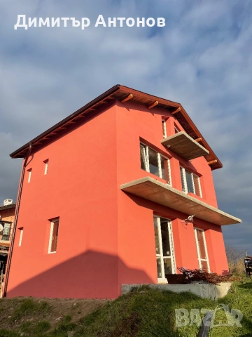 Продавам Новопостроена двуетажна къща кв.Банево