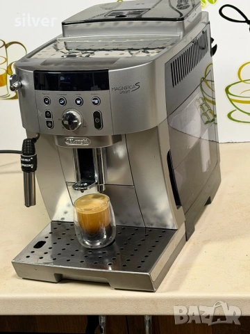 Кафемашина кафе автомат delonghi magnifica S smart с гаранция, снимка 3 - Кафемашини - 54242369
