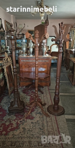 Антикварни дървени закачалки 