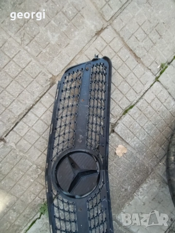 Мерцедес W204 AMG  решетка броня , снимка 5 - Части - 48779502