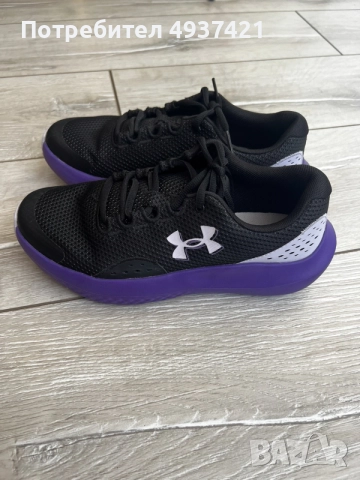 Женски маратонки -Under Armour GGS Surge 4, снимка 4 - Маратонки - 55921779