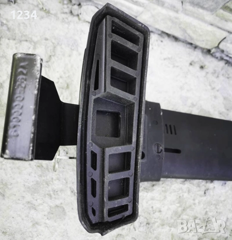 Алуминиев багажник YAKIMA за Hyundai Ioniq след 2017 и 2019, снимка 8 - Аксесоари и консумативи - 51539062