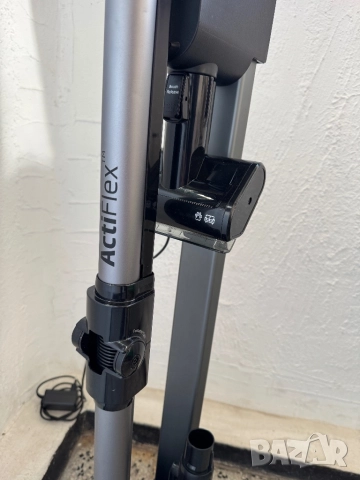 2 в 1 Вертикална Безжична Прахосмукачка BEKO VRT 94929 VI, 450W + Стойка!, снимка 8 - Прахосмукачки - 52722318