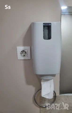 диспенсър за хартия , снимка 3 - Аксесоари за кухня - 49920385