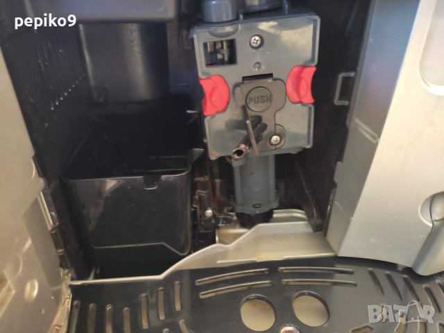 Продавам кафемашини внос от Германия робот пълен автомат DELONGHI MAGNIFICA, снимка 9 - Кафемашини - 42868015