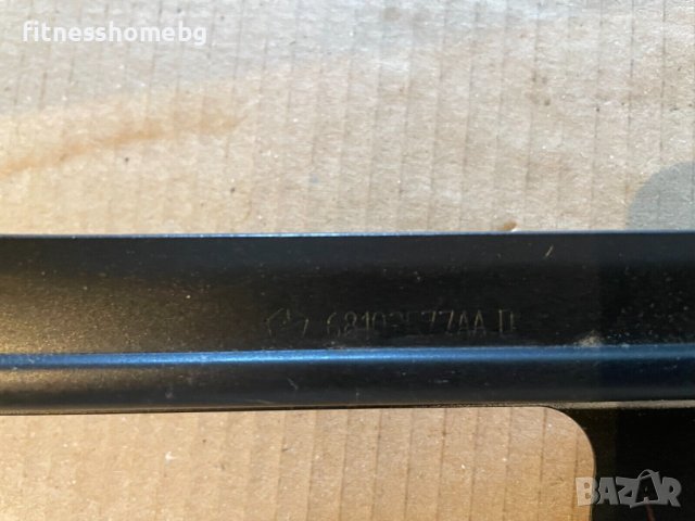 2014-2021 Jeep Cherokee Апликация на тапицерията на задната лява врата LH Водач черен 68102577AA, снимка 2 - Части - 42328565