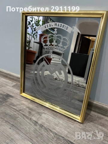 Картина огледало с герба на Реал Мадрид, снимка 3 - Фен артикули - 54304107