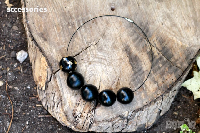 Ръчно изработен гердан "Black Elegance" – от BloomWood , снимка 2 - Колиета, медальони, синджири - 51070272