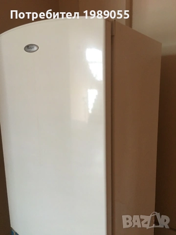 Хладилник с фризер