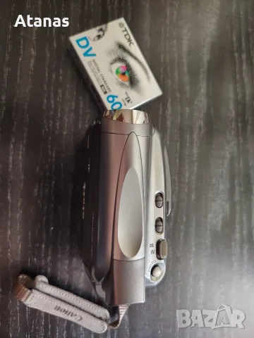 Видеокамера Canon MV950, снимка 2 - Камери - 55959154