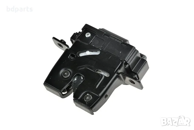 Брава за багажник Nissan Qashqai J10, Micra K12, Tiida 90502-2DX0A, снимка 2 - Части - 56141134