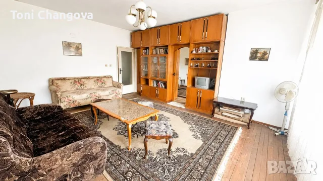 Продава четиристаен апартамент в Петрич