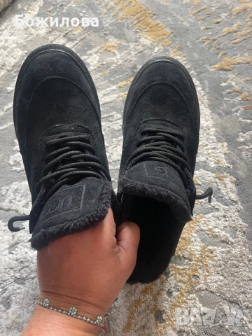 Зимни обувки, снимка 6 - Дамски боти - 52544635