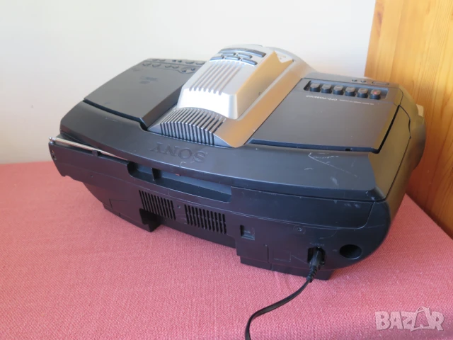 Sony CFD-RG880CP "Xplod" ,USB, радиокасетофон, снимка 9 - Радиокасетофони, транзистори - 50529488