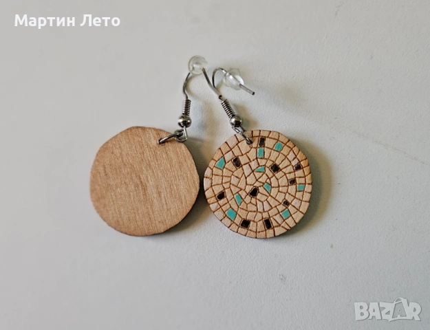 Дървени обеци. Ръчна изработка. Уникат!, снимка 6 - Обеци - 53375571