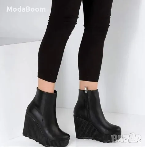 Боти на платформа - Кожа