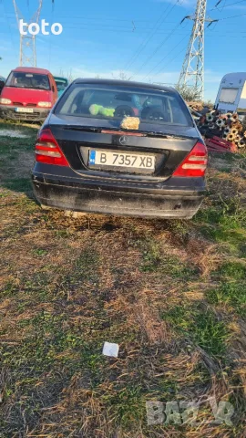 Mercedes-Benz C 220, снимка 7 - Автомобили и джипове - 56367261